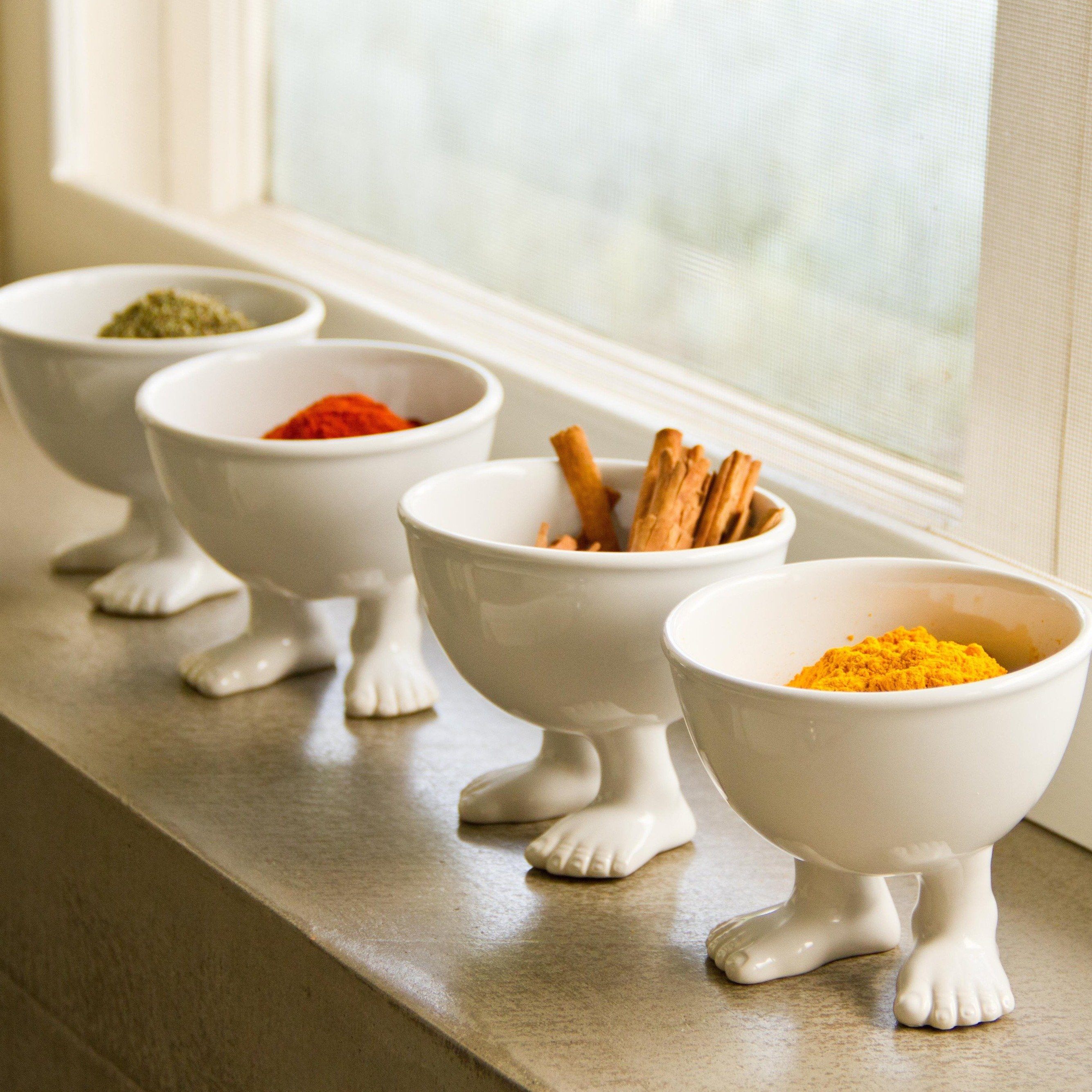 Ceramic Bowl with Feet © | Small